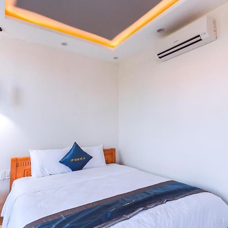 Vip House Hoi An Homestay Extérieur photo